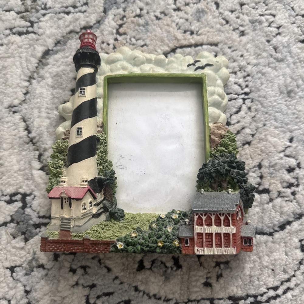 Rare Vintage Lighthouse Picture Frame Home Decor Travel  4x6